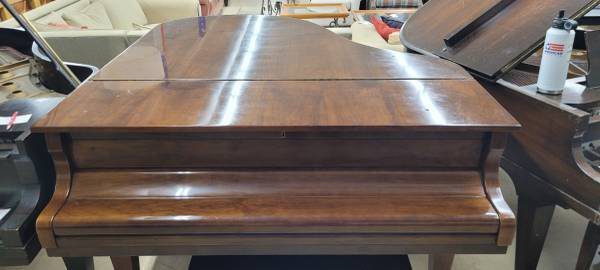 Beautiful Black Walnut Sojin Baby Grand Piano - Image 2 Beautiful Black Walnut Sojin Baby Grand Piano - Image 2