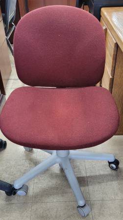 Chairs Chairs Chairs!!! - Image 13 Chairs Chairs Chairs!!! - Image 13