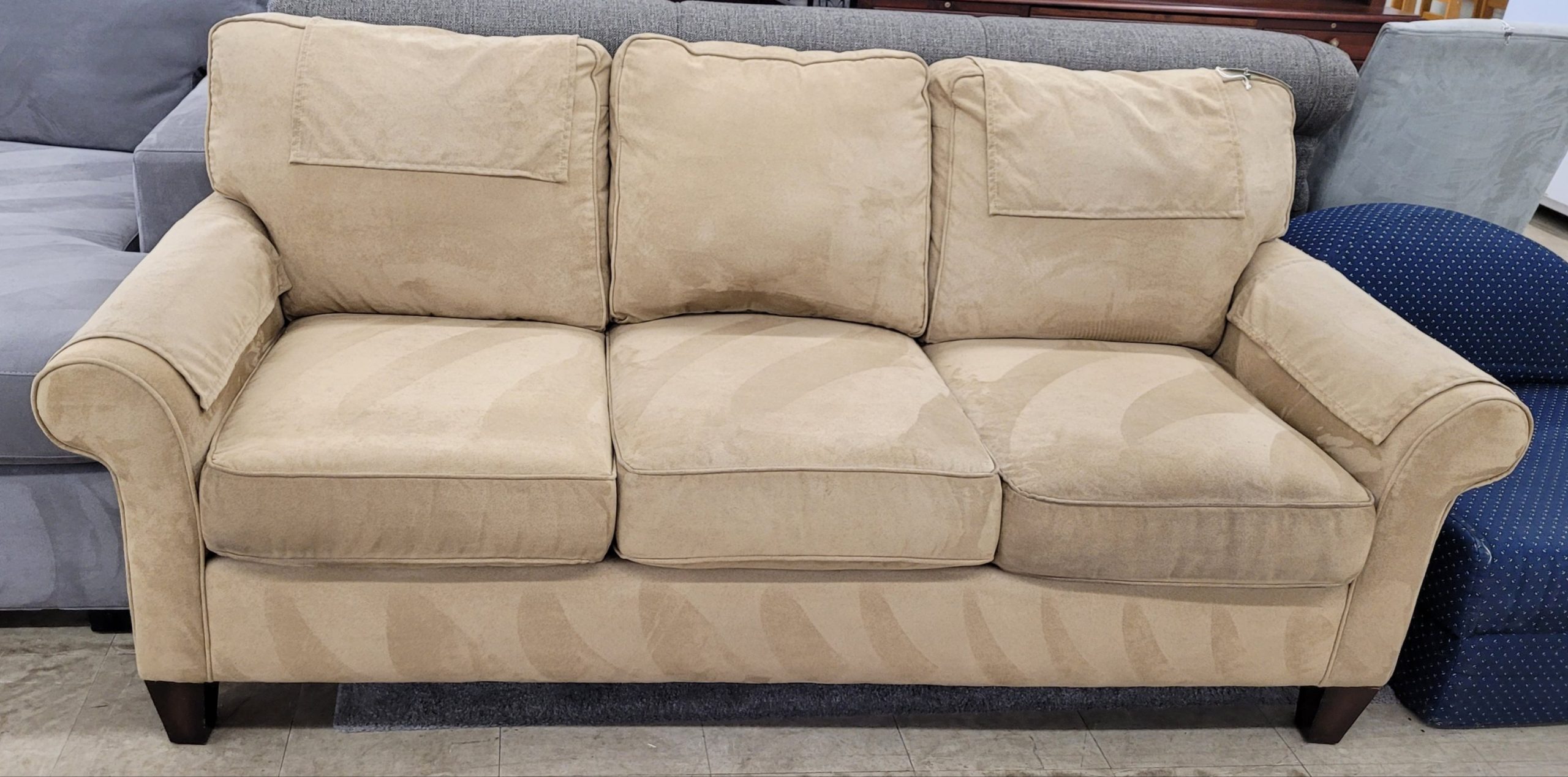 Camel Color Suede Couch By: Flexsteel Camel Color Suede Couch By: Flexsteel