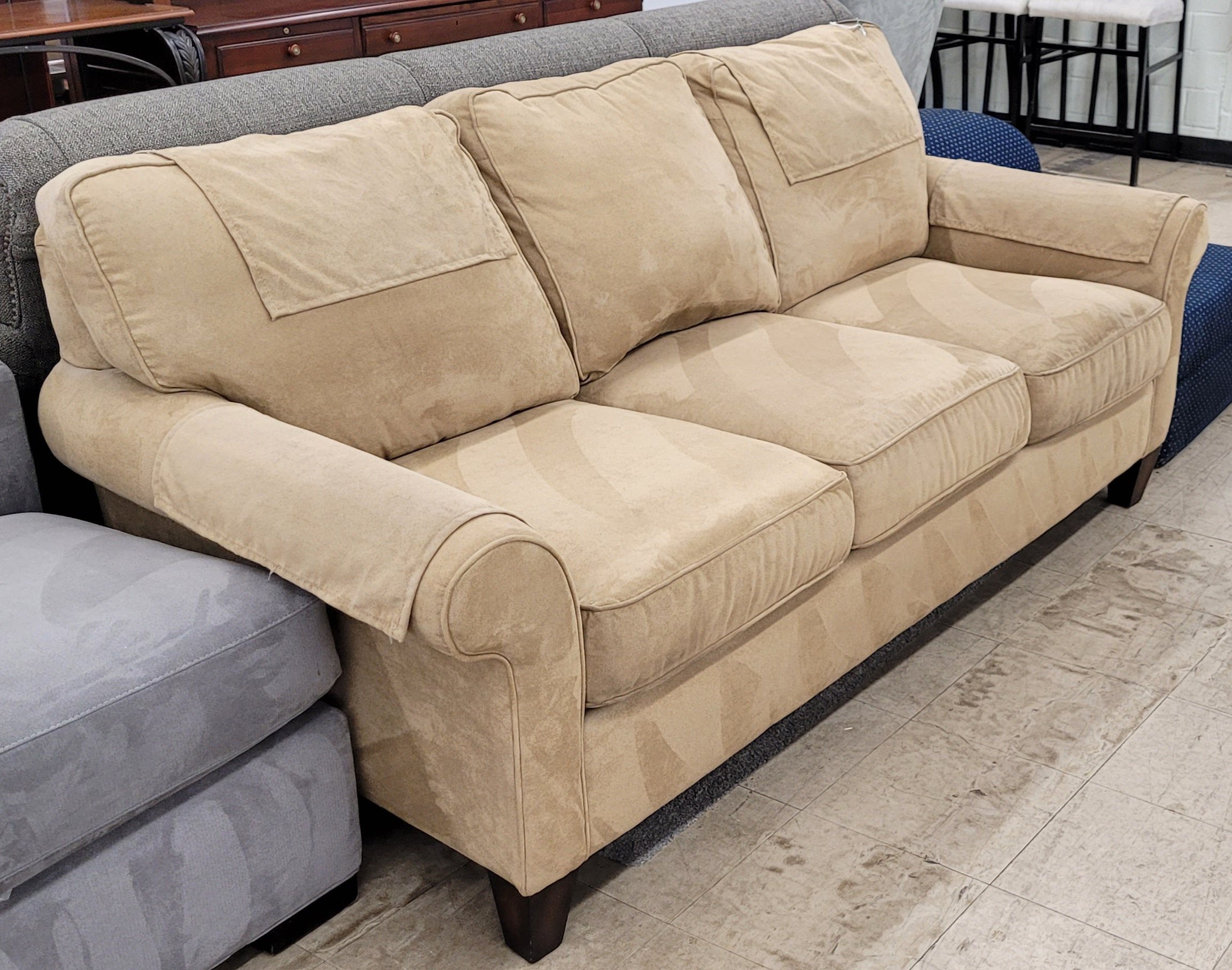 Camel Color Suede Couch By: Flexsteel - Image 2 Camel Color Suede Couch By: Flexsteel - Image 2