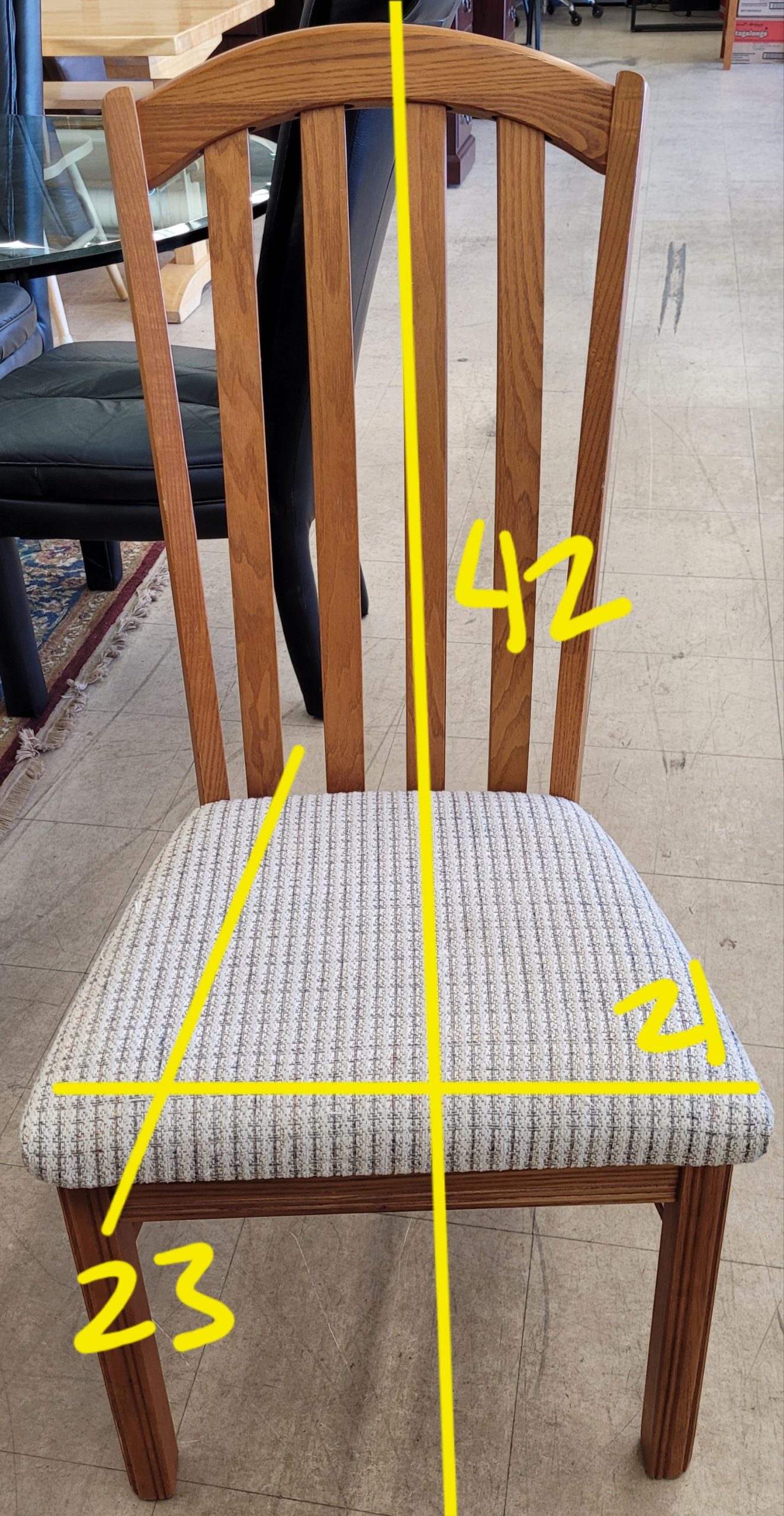 Attractive Golden Oak Dining Table - Image 5 Attractive Golden Oak Dining Table - Image 5