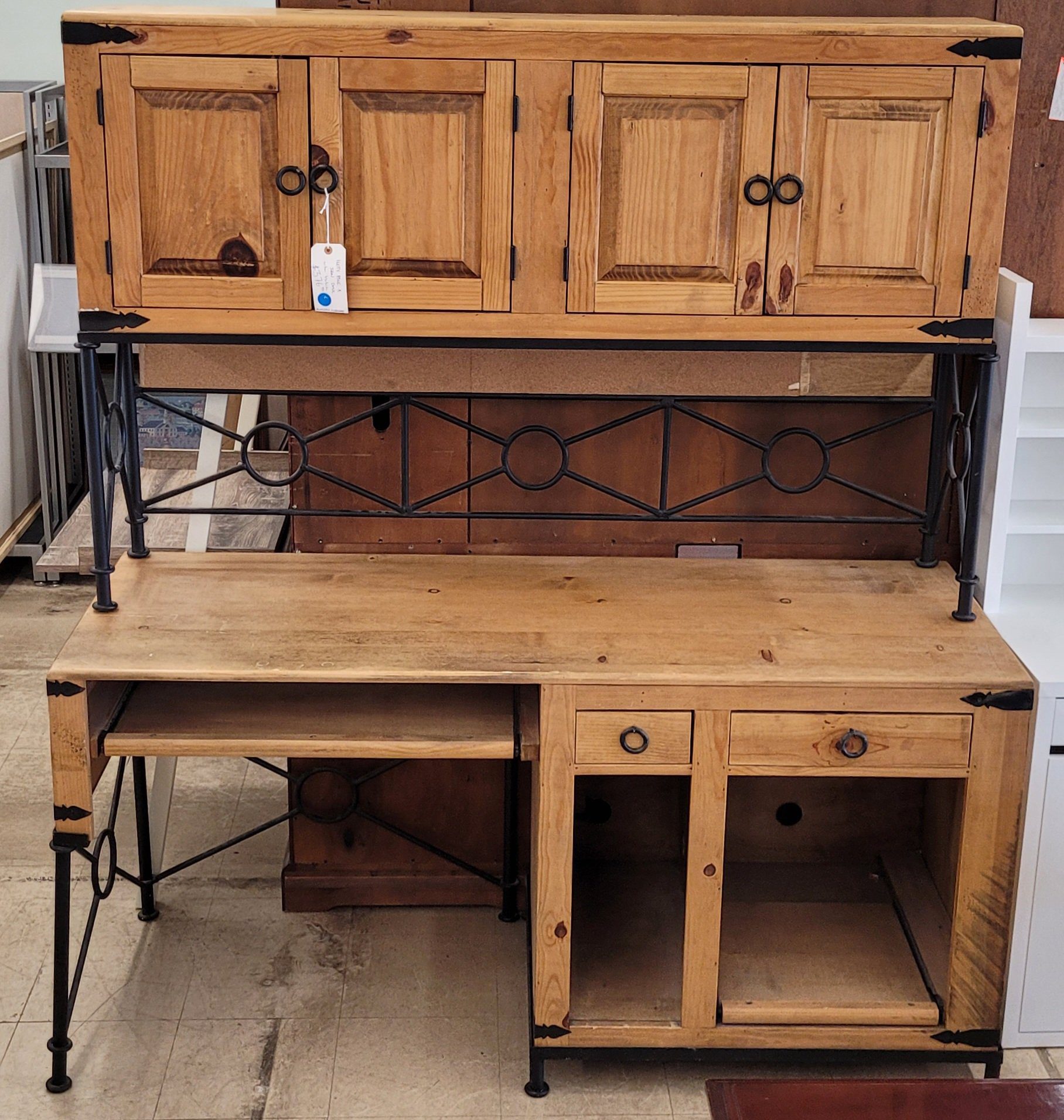 Knotty Pine &Amp; Iron Desk W/Hutch Knotty Pine &Amp; Iron Desk W/Hutch