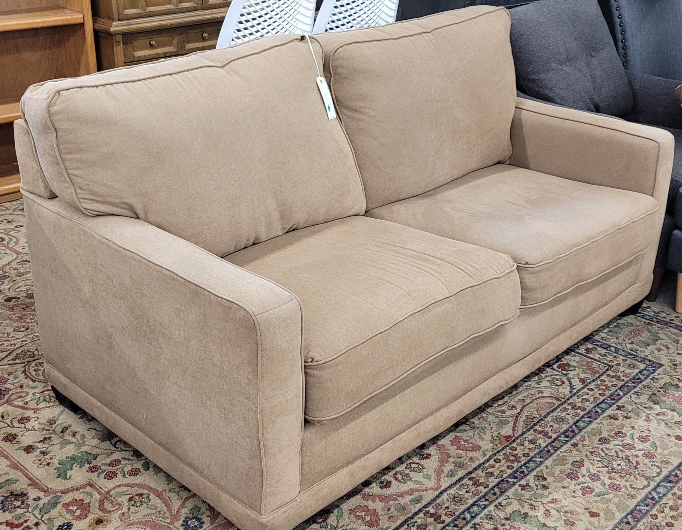 Tan La-Z-Boy Loveseat &Amp; Ottoman - Image 4 Tan La-Z-Boy Loveseat &Amp; Ottoman - Image 4