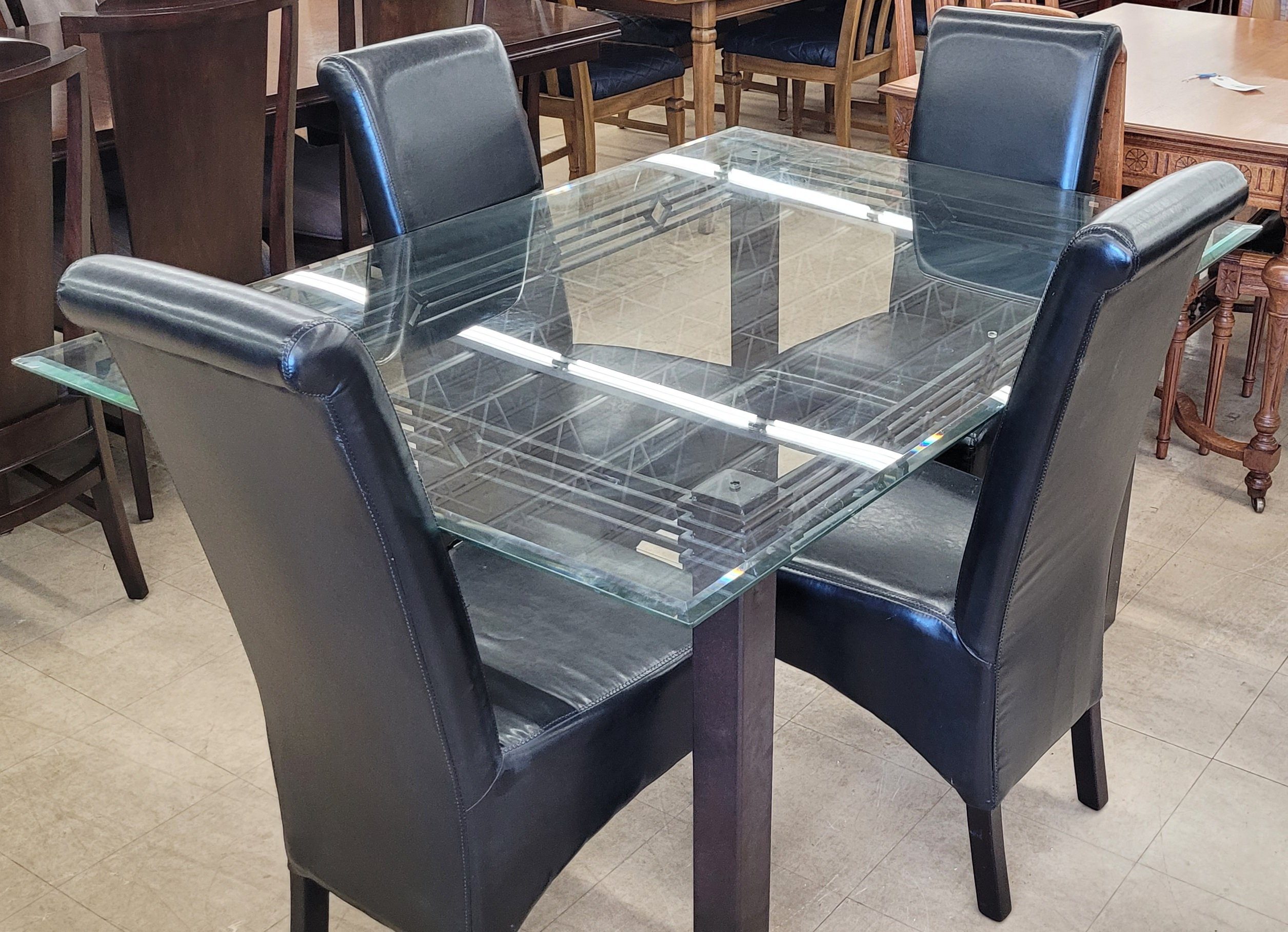 Modern Glass &Amp; Leather Dining Set Modern Glass &Amp; Leather Dining Set